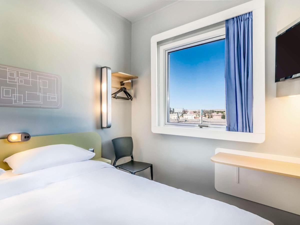 Ibis Budget Calama Eksteriør billede
