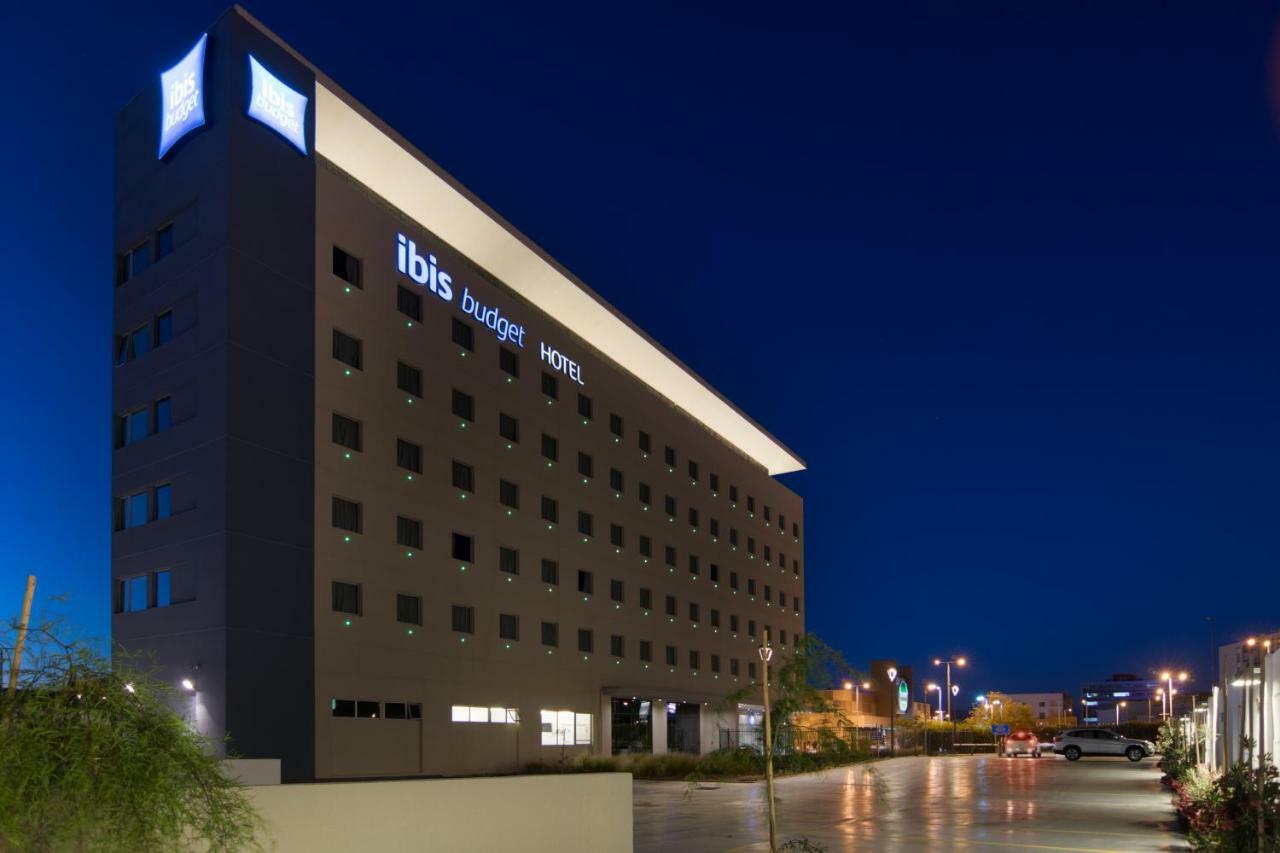 Ibis Budget Calama Eksteriør billede