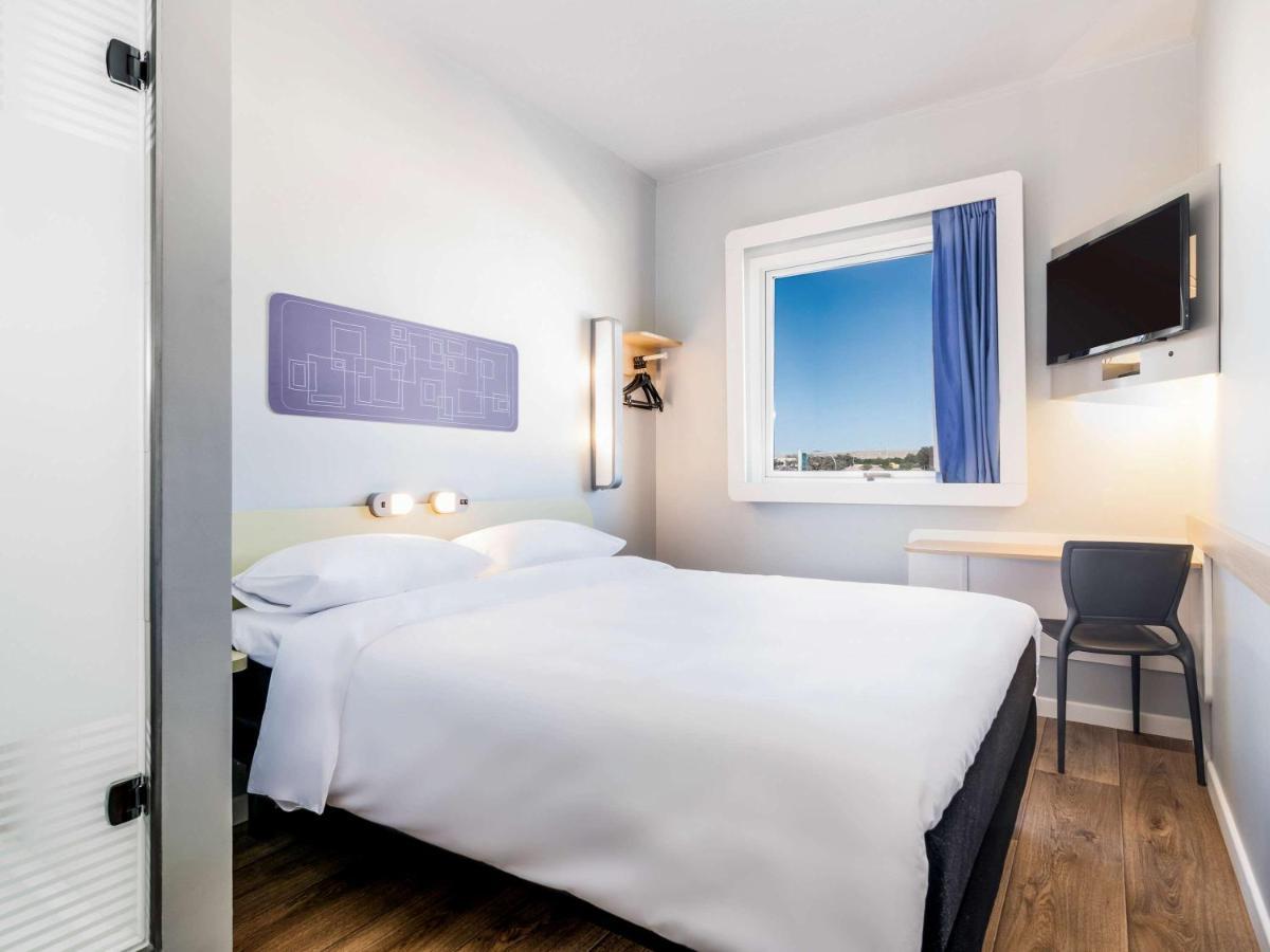 Ibis Budget Calama Eksteriør billede