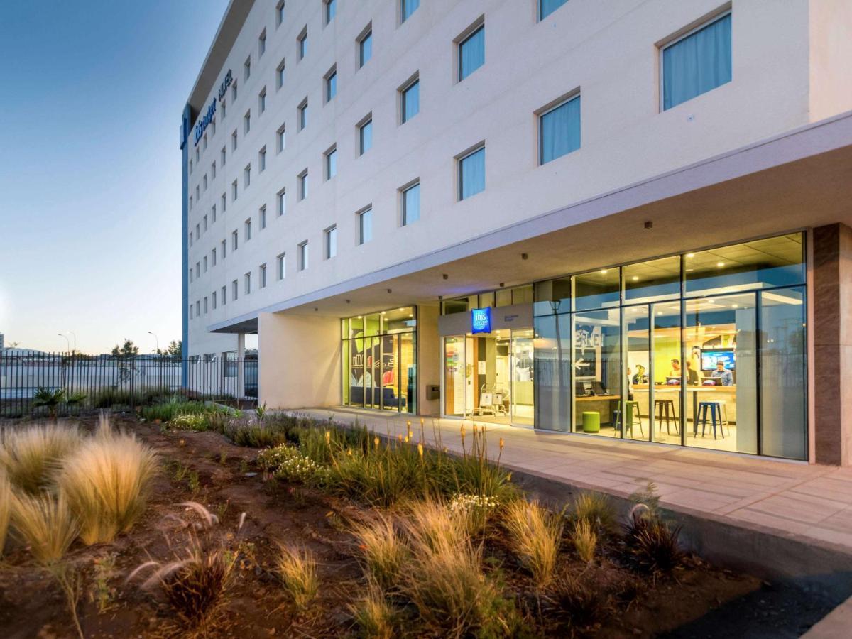 Ibis Budget Calama Eksteriør billede