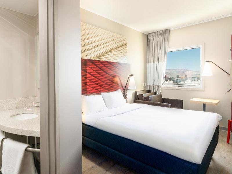 Ibis Budget Calama Eksteriør billede